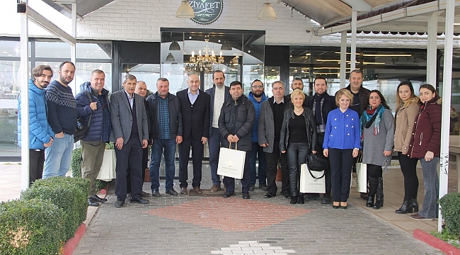 Akhisar Ticaret Borsasın'dan Gazeteciler Günü Kahvaltısı