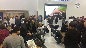 AKHİSAR ELEKTRİKÇİLER ELEKTRONİKÇİLER MOTORCULAR VE SAATÇİLER ESNAF ODASI ÜZEYİR ASLAN ÖNCÜLÜĞÜNDE MOTOBİKE 2018 İSTANBUL FUARINA KATILDI.