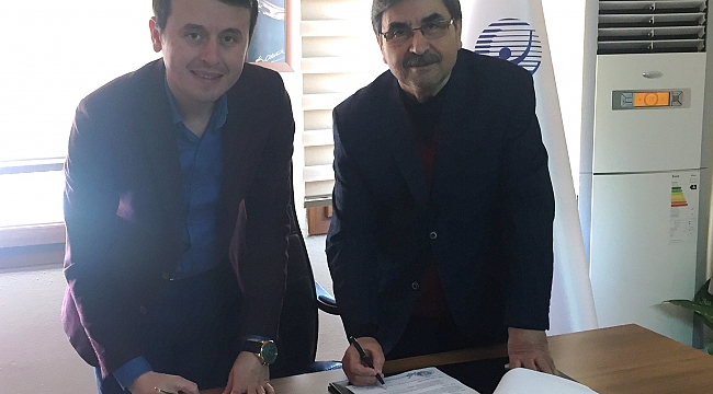 AKHİSARLI BERBERLER VE KUAFÖRLER DE