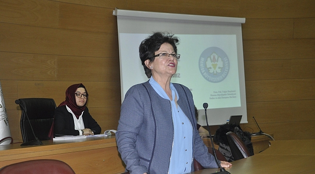 Akhisarlı Kadınlara Hakları Anlatıldı