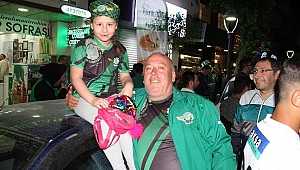 Akhisar Finali Doyasıya Coşkuyla kutladı