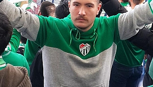 OTOBÜSÜN ÖNÜNE ATLAYAN GENÇ ÖLDÜ!