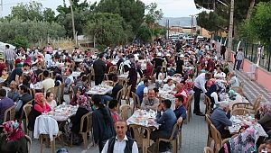 Akhisar Belediyesi, ramazan bereketini paylaşıyor