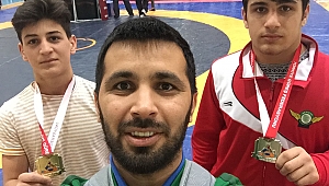 Akhisar Belediyespor güreşçi Onur Yurtada, Türkiye Şampiyonu oldu