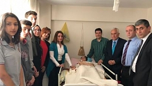 Akhisarlı Melike yardım eli bekliyor