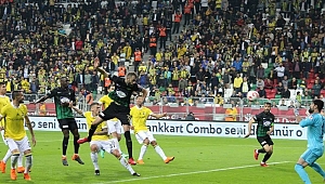Akhisarspor Tarih Yazdı