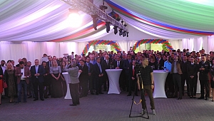 Azerbaycan Halk Cumhuriyeti'nin kuruluşunun 100 yıldönümü Kiev'de görkemli bir şekilde kutlandı