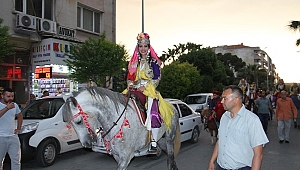 EFELER DERNEĞİNDEN FESTİVAL TADINDA BİR GECE