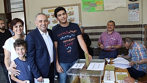 BAKIRLIOĞLU AİLESİYLE OYUNU KULLANDI