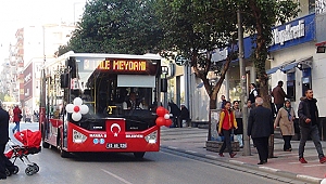 BÜYÜKŞEHİR 15 TEMMUZ'DA VATANDAŞLARI MEYDANLARA ÜCRETSİZ TAŞIYACAK