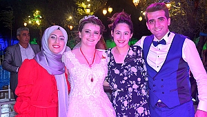 Emine ve Mehmet Dün ya Evine Girdiler
