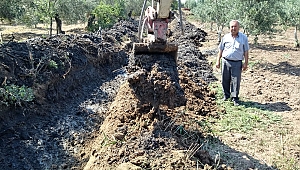 KADIDAĞ MAHALLESİ'NDE 8 BİN 700 METRELİK DERE TEMİZLİĞİ