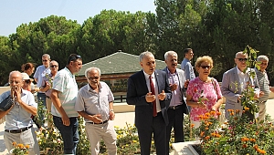Bakırlıoğlundan Şehitlik Ziyareti