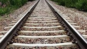 TRENİN ÇARPTIĞI YAŞLI ADAM HAYATINI KAYBETTİ