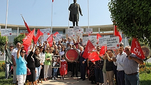 AKHİSAR 'DA CHP 95. KURULUŞ YIL DÖNÜMÜNÜ KUTLADI