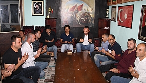 AKHİSAR DA ÜLKÜCÜ ŞEHİTLER İÇİN MEVLİT OKUTULDU