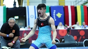 Kerem Kamal, Dünya Gençler Güreş Şampiyonasında Altın Madalya Kazandı