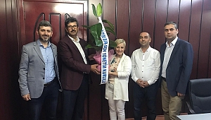 EĞİTİM BİR-SEN AKHİSAR MEDYANIN BASIN GÜNÜNÜ KUTLADI