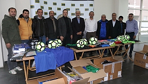 Akhisar Belediyesi amatör spor kulüplerine desteğini sürdürüyor