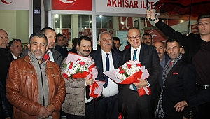 Başkan Ergün MHP Akhisar Teşkilatını Ziyaret Etti