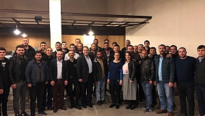 BESİM DUTLULU GENÇLERLE BULUŞTU