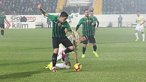 AKHİSAR FENERİ ATEŞE ATTI 3-0