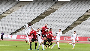 AKHİSAR KUPADA 4 ATTI