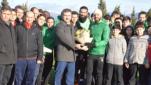 AKHİSARSPOR’A SON AVRUPA MAÇI ÖNCESİ ÖĞRENCİLERDEN MORAL