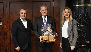 Özgener'den zeytin desteği