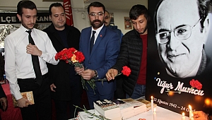 CHP ,Akhisar 'da Uğur Mumcu'yu andı