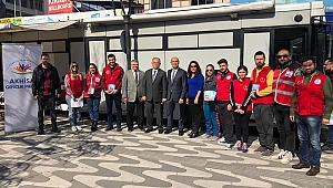 Akhisar Gençlik Merkezi ile Türk Kızılayı ortaklaşa düzenlediği kan bağışı etkinliği ile canlara can kattı.