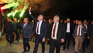 Eryükel Bu Ükenin Her Köşesine, Her İnsanına Muhabbetle Bağlıyız