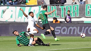 AKHİSAR EVİNDE KAYBETTİ 1-2
