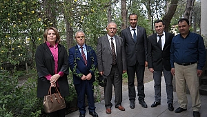 Akhisar Kaymakamı Sabit Kaya Akhisar Meteoroloji Müdürlüğünü Ziyaret Etti