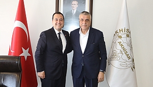 Akhisarspor yönetiminden, Belediye Başkanı Besim Dutlulu'ya ziyaret