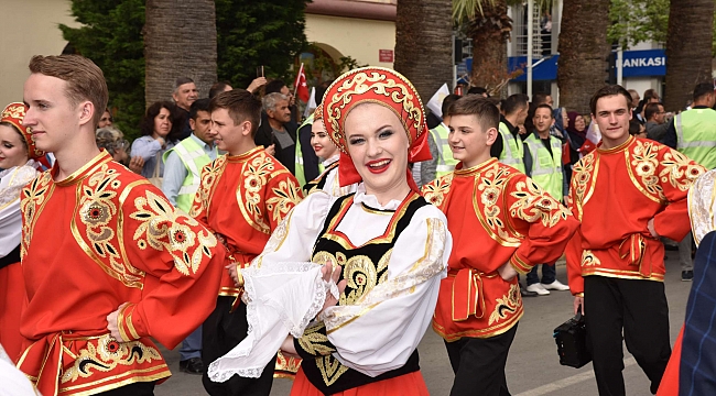 Festival Coşkusu 'Hoş Geldin Mesir' Korteji İle Katlandı