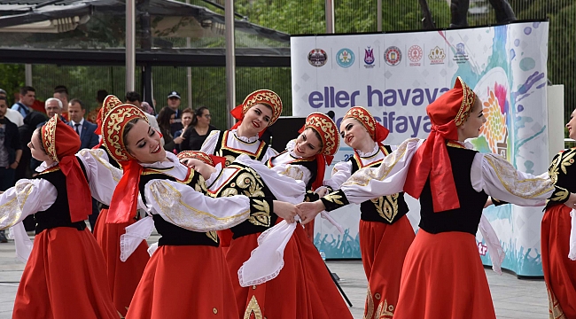 Mesir Festivali Büyük Coşku İle Başladı