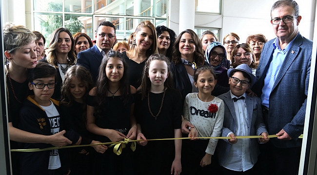 Toprağın Sırrı Çini Sergisi açıldı
