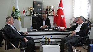 Vali Ahmet Deniz Akhisarspor un 49.Kuruluş yılını kutladı