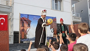 263 SOKAKTA ESKİ RAMAZAN COŞKUSU