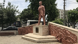 Akhisar'da Reşat Bey anıtında bakım çalışması