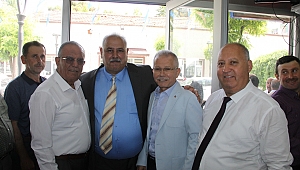 AKHİSAR DA AK PARTİ DE BAYRAMLAŞMA