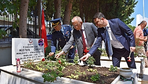 15 Temmuz etkinlikleri şehitlik ziyaretiyle başladı