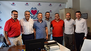 Akhisarspor’un sağlıkta sponsoru yeniden Özel Doğuş Hastanesi oldu