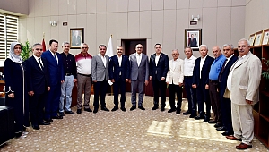 Akhisar Üniversitesi Derneği’nden yeni rektöre ziyaret