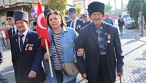 Akhisar’da Gaziler günü törenle kutlandı