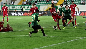 AKHİSAR DA GOL YOK 0-0