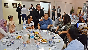 Akhisarlı protokol üyeleri gazilerle akşam yemeğinde buluştu
