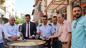 İYİ Parti den Aşure İkramı