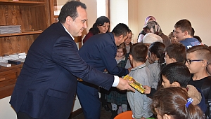 Akhisar Belediyesi’nden çocuklara kütüphane müjdesi